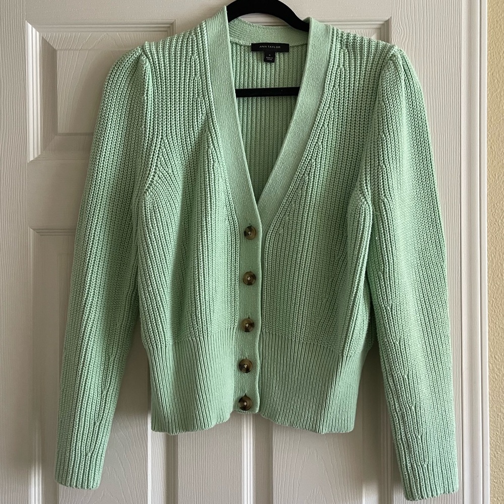 Ann Taylor Mint Green Cardigan Sweater (size M)